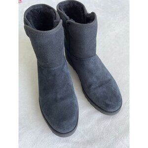 UGG Cory II Genuine Shearling Lined Short Boots Charcoal Grey Suede 7.5 Gorpcore